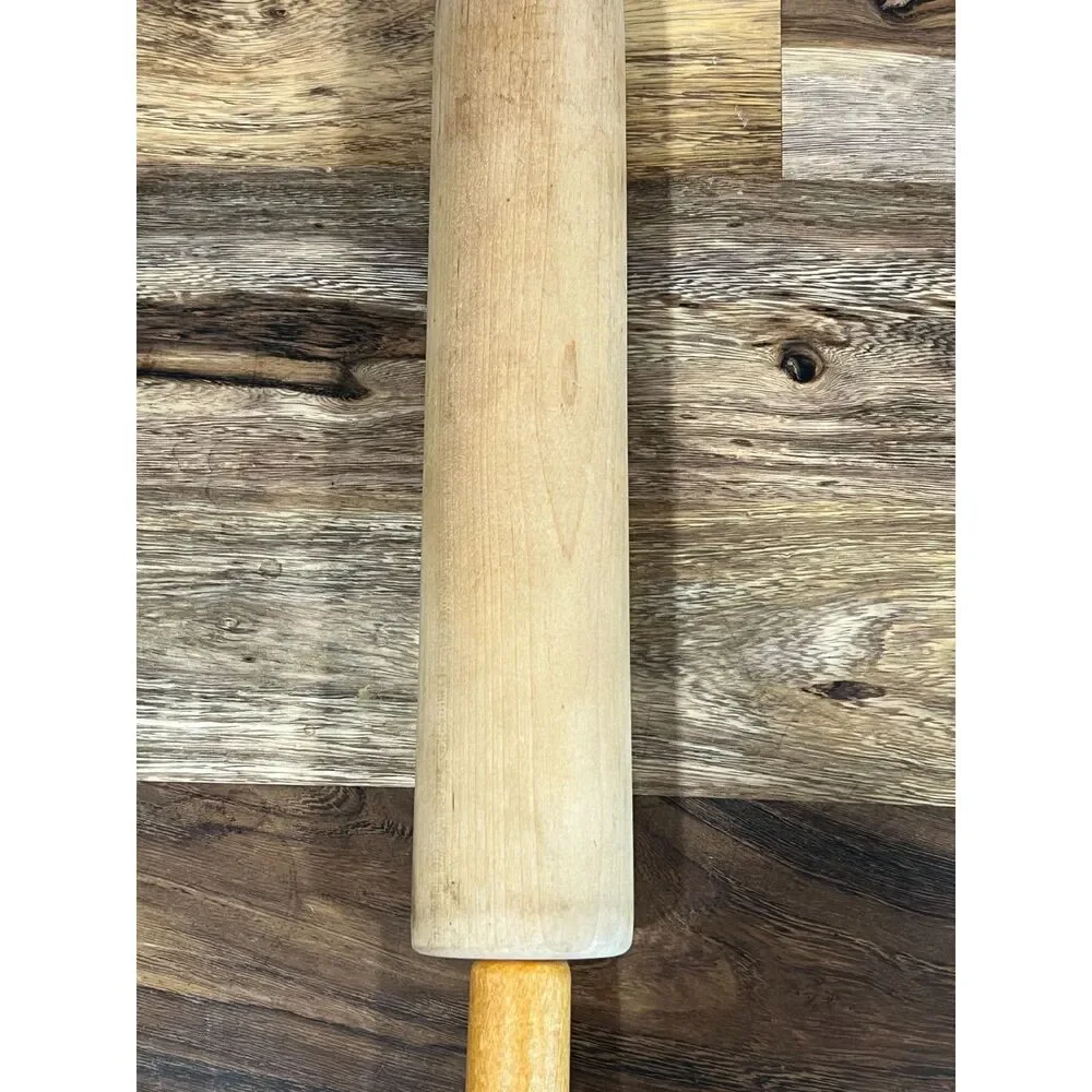 Vintage Maple & Beech Wood Rolling Pin – Farmhouse Kitchen Decor or Baking Tool